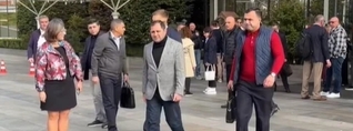 Սուրեն Պապիկյանը ժամանել է Պրահա