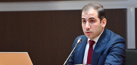 14 բլոգերի համար ճաշ, նվերներ, ծաղիկներ․ «Հրապարակ»