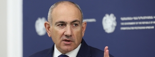Փաշինյանը Կառավարության նիստից ու ԱԺ ծեծկռտուքից հետո պատասխանում է լրագրողների հարցերին. ՈւՂԻՂ