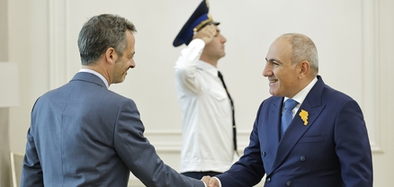 Փաշինյանն ու Ֆրանսիայի դեսպանը քննարկել են տնտեսական հարաբերությունների զարգացմանը վերաբերող հարցեր