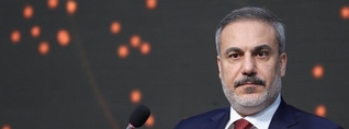 Ադրբեջանական մամուլը թիրախավորել է Թուրքիայի ԱԳ նախարարին