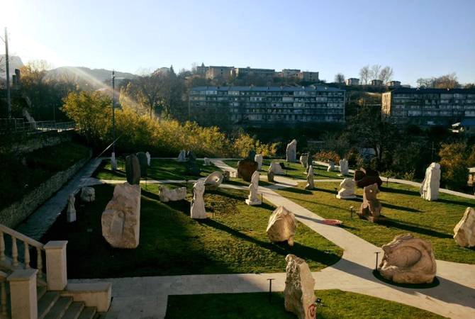 Շուշիի կերպարվեստի թանգարանի պուրակի քանդակները հեռացվել են ադրբեջանցիների կողմից. ահազանգում է Կովկասյան ժառանգության պաշտպանությունը