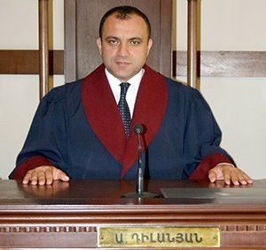 Արմեն Դիլանյանի՝ Դավիթ Հարությունյանի ելույթի պատասխան տեքստը նախապես էր պատրաստվել. Հրապարակ
