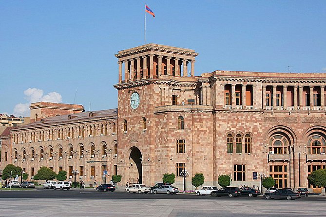 Հայաստանը հաստատում է իր մասնակցությունը Սոչիում սպասվող եռակողմ բանակցություններին