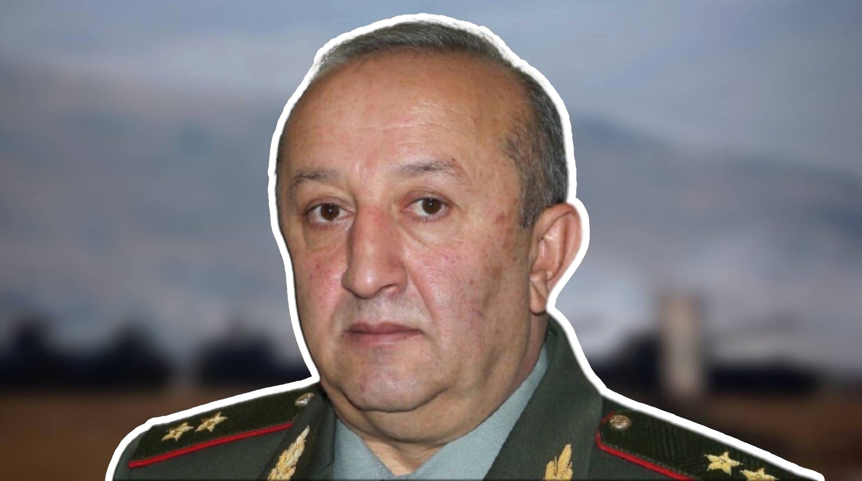 Ինչքան իրենց հերոսացնենք, այդքան մեր ազգը գերի է հանձնվելու. Մովսես Հակոբյան