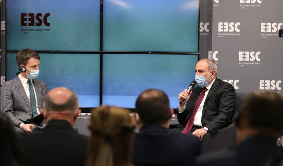 Փաշինյանը Լիտվայում պատասխանել է փորձագետների՝ ԼՂ հակամարտության կարգավորման գործընթացին վերաբերող հարցերին
