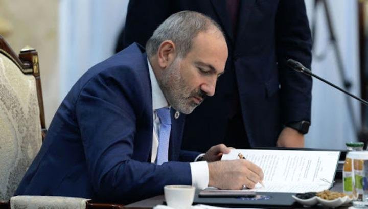 Լիակատար և անշրջելի կապիտուլյացիա. Վահե Հովհաննիսյան